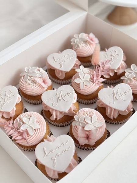 Cup cakes 5